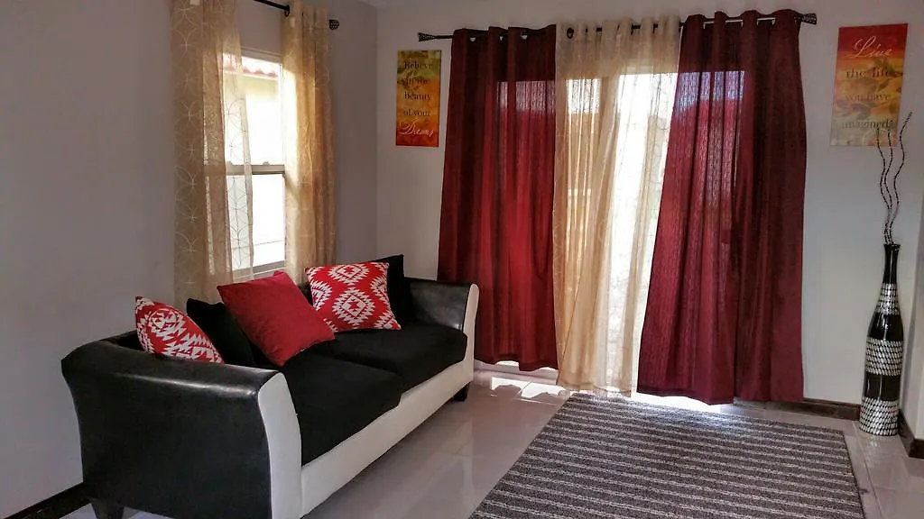 Portmore Villa On The Beach Τζαμάικα